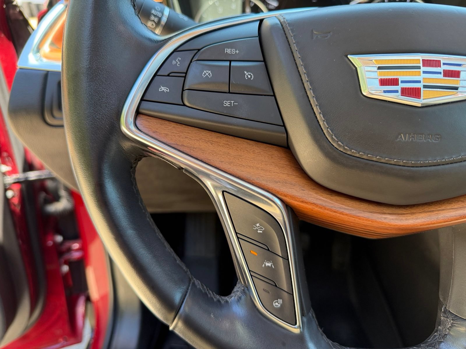 Used 2019 Cadillac XT5 Platinum AWD/4WD image 13