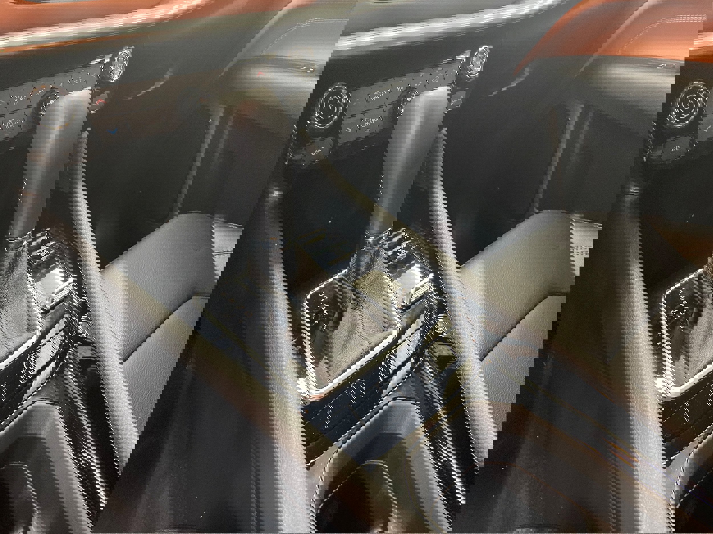 Used 2024 Jeep Compass Limited image 19