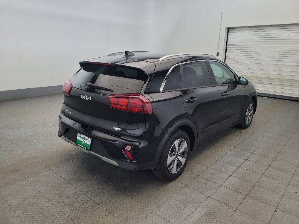 Used 2022 Kia Niro LX FWD image 9