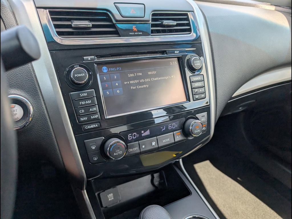 Used 2015 Nissan Altima 2.5 SV w/ Convenience Package FWD image 17