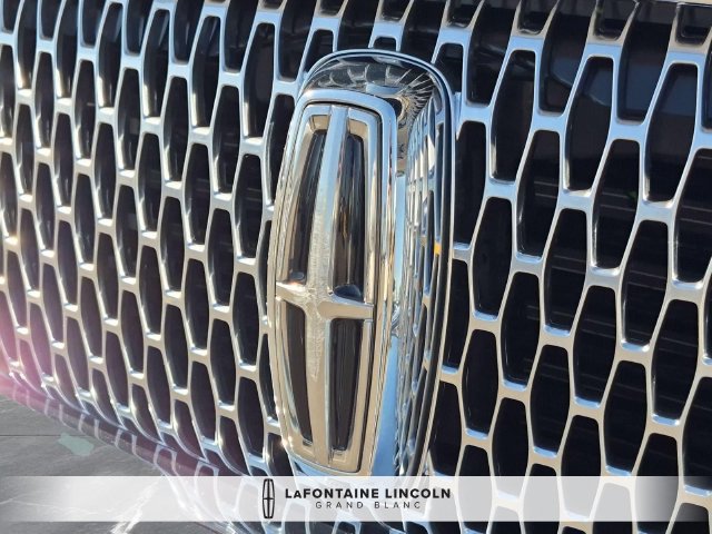 Used 2023 Lincoln Navigator Reserve AWD/4WD image 9