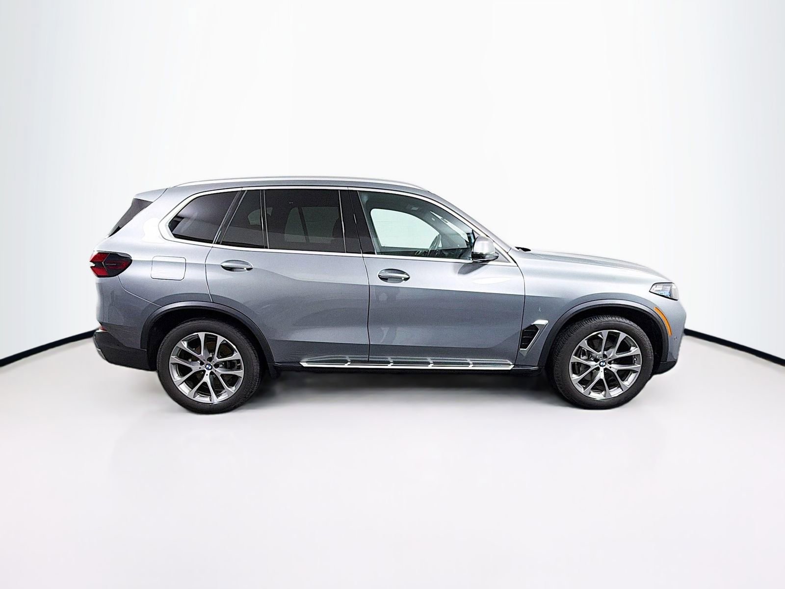 Used 2026 BMW X5 xDrive40i image 8