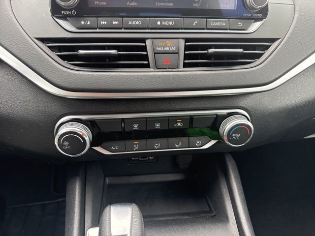 Used 2022 Nissan Altima 2.5 SV image 17