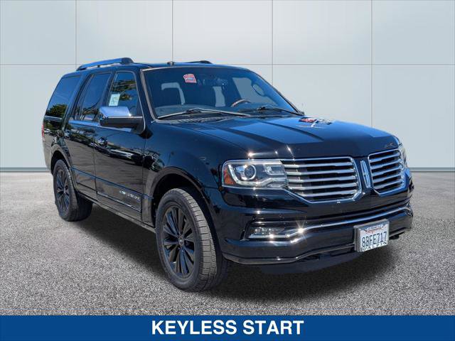 Used 2017 Lincoln Navigator Reserve RWD image 7