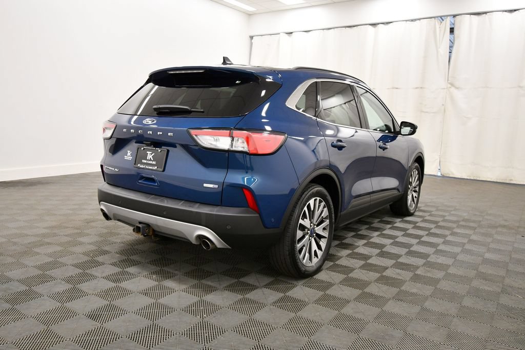 Used 2020 Ford Escape Titanium w/ Titanium Premium Package 2.0 AWD/4WD image 8
