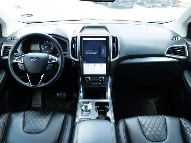 Used 2024 Ford Edge Titanium AWD/4WD image 16
