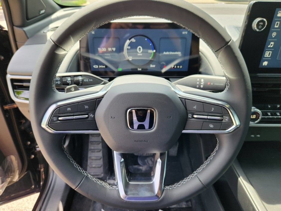 Used 2025 Honda Prologue Touring image 8