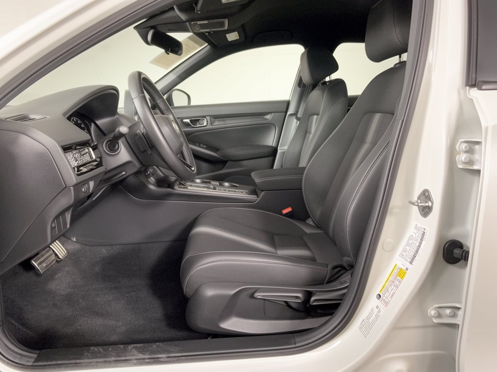 Used 2025 Honda Civic Sport image 5