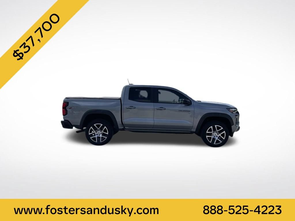 Used 2024 Chevrolet Colorado Z71 w/ Z71 Convenience Package 2 AWD/4WD image 6