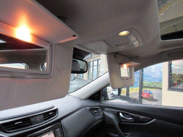 Used 2020 Nissan Rogue SL w/ Premium Package AWD/4WD image 37