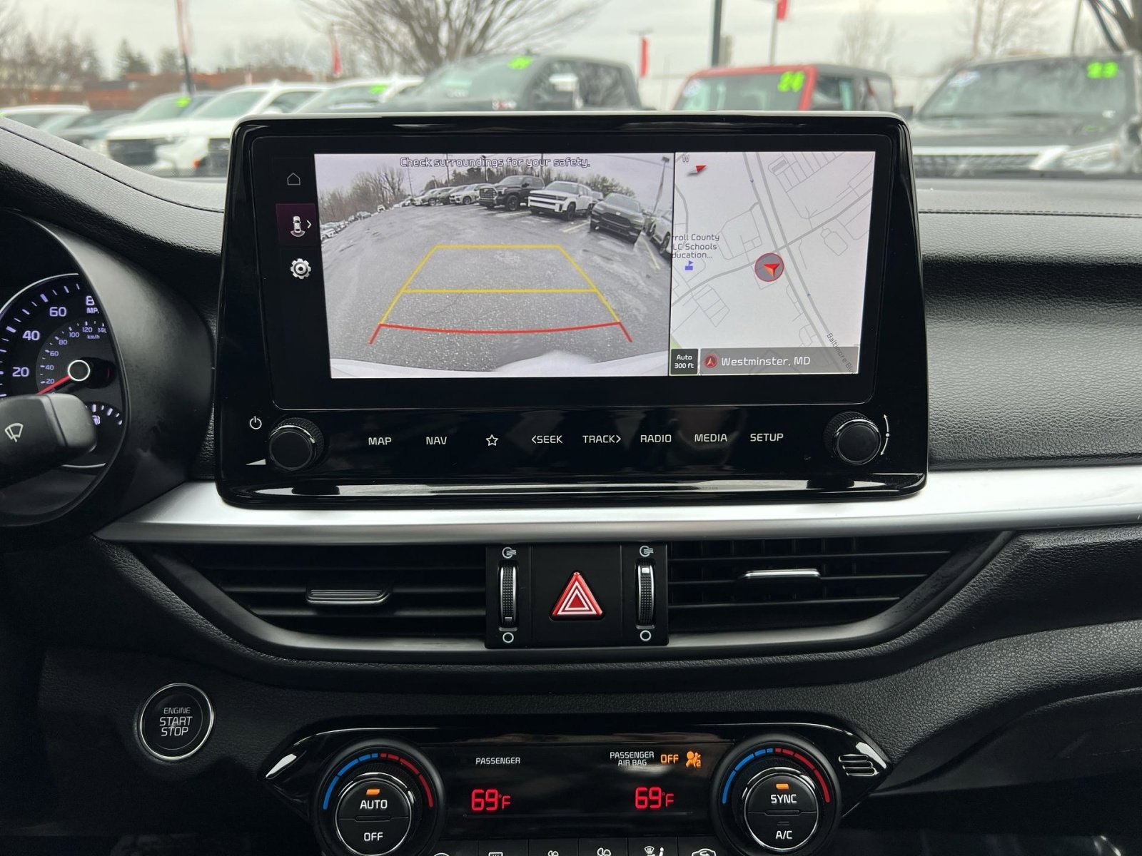 Used 2023 Kia Forte GT-Line w/ GT-Line Technology Package image 18