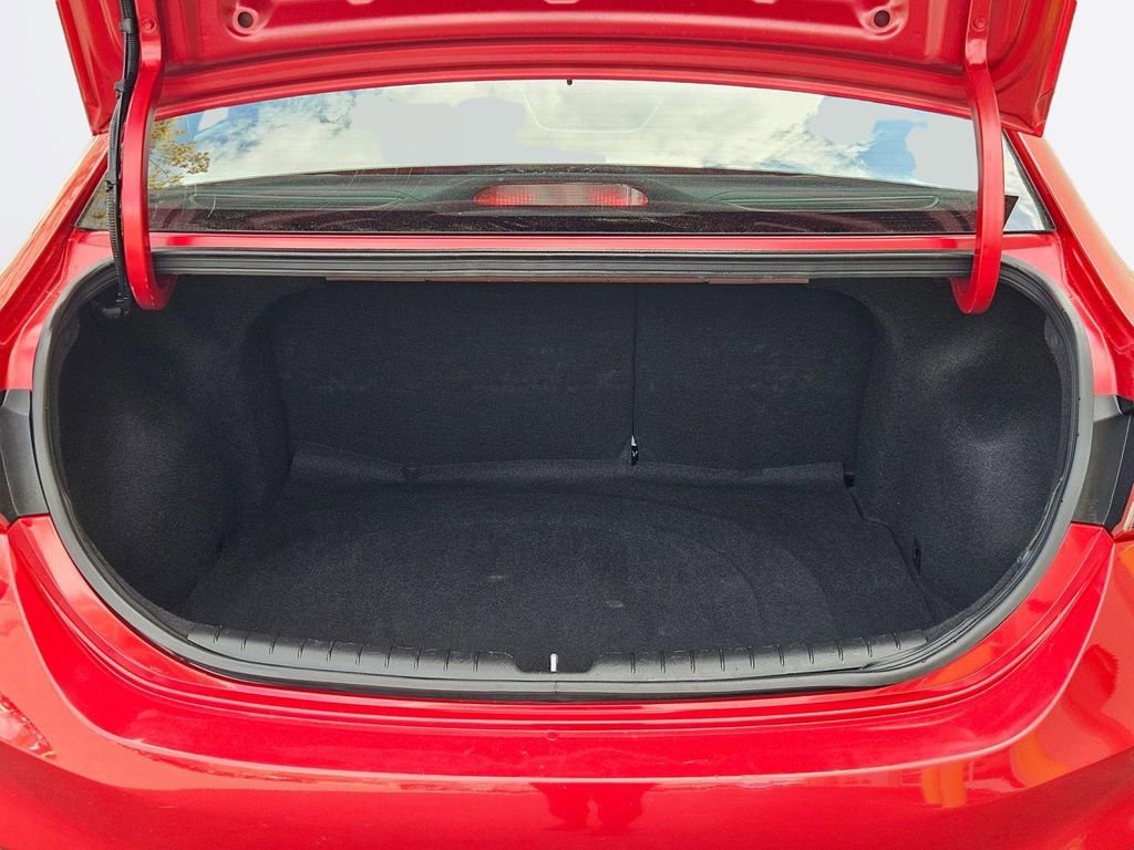 Used 2021 Hyundai Accent SE image 25