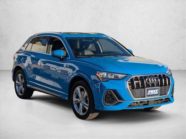 Used 2020 Audi Q3 2.0T Premium w/ Convenience Package image 3