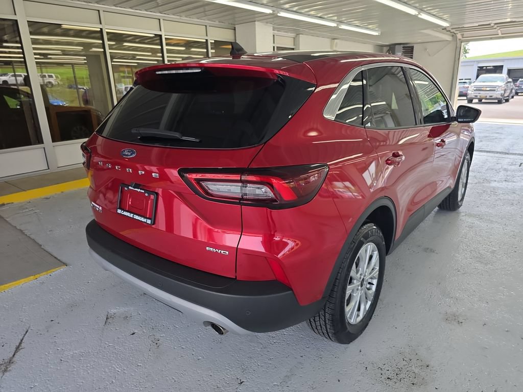 Used 2023 Ford Escape Active w/ Tech Pack #2 AWD/4WD image 5
