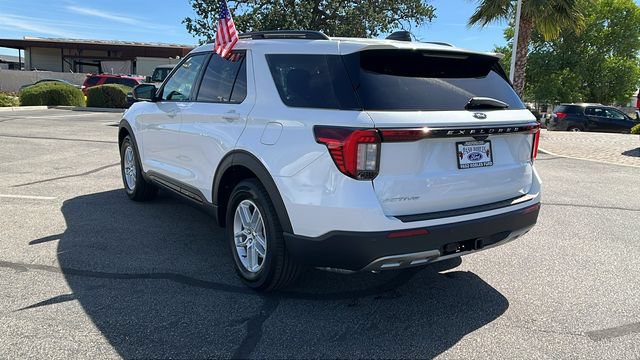 New 2026 Ford Explorer Active w/ Active Comfort Package RWD image 5