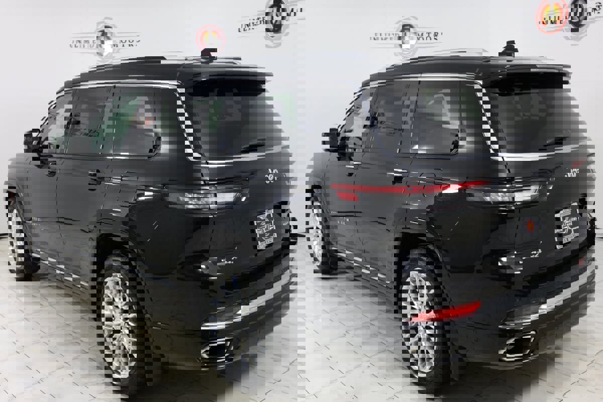 Used 2021 Jeep Grand Cherokee L Summit w/ MOPAR Finishing Package image 4