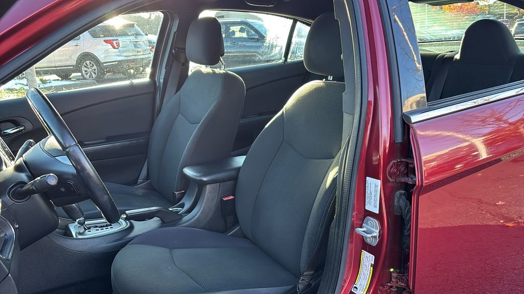 Used 2012 Chrysler 200 Touring image 10