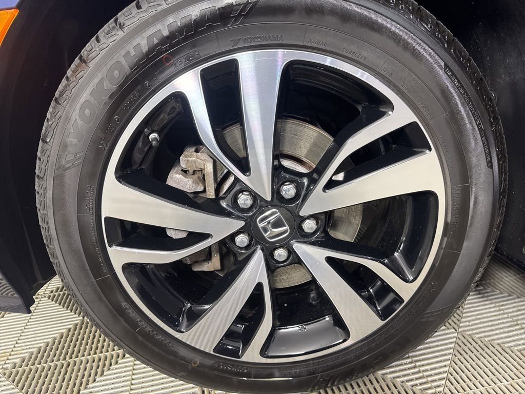 Used 2020 Honda Odyssey Elite image 9