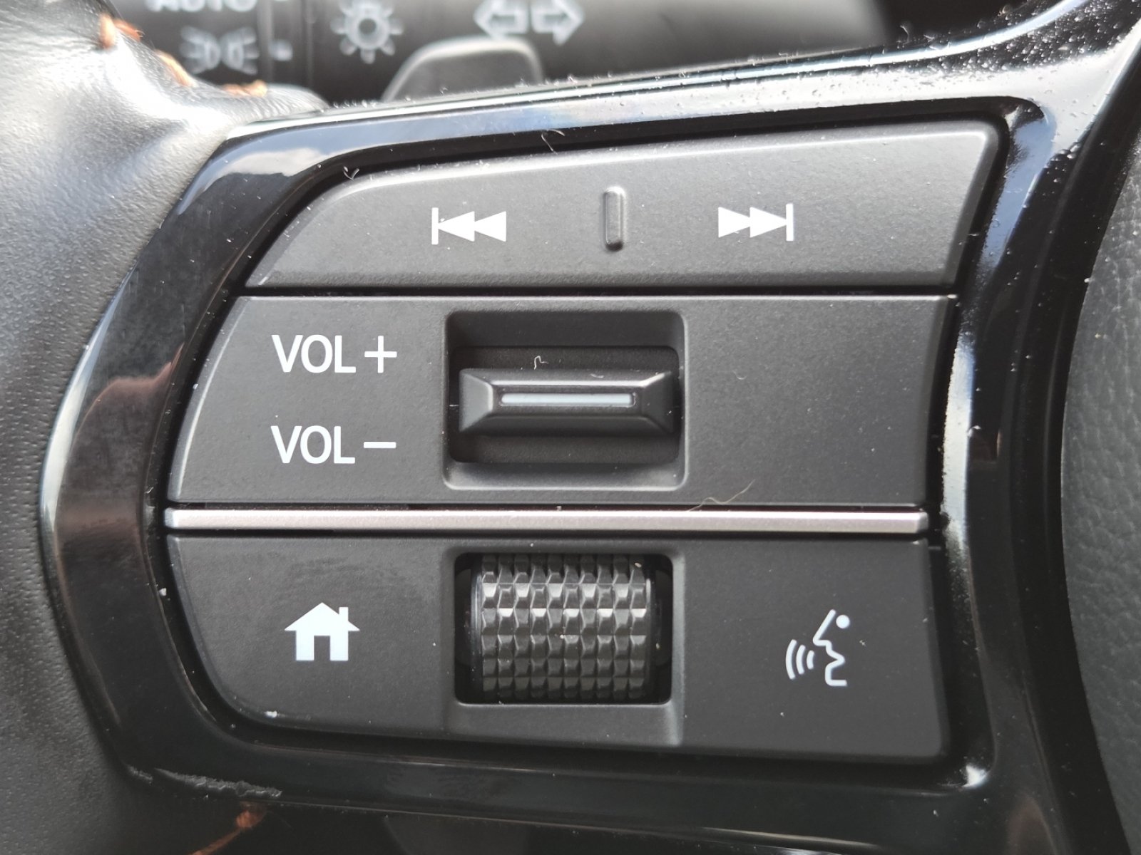 Certified 2025 Honda CR-V Sport Touring image 13