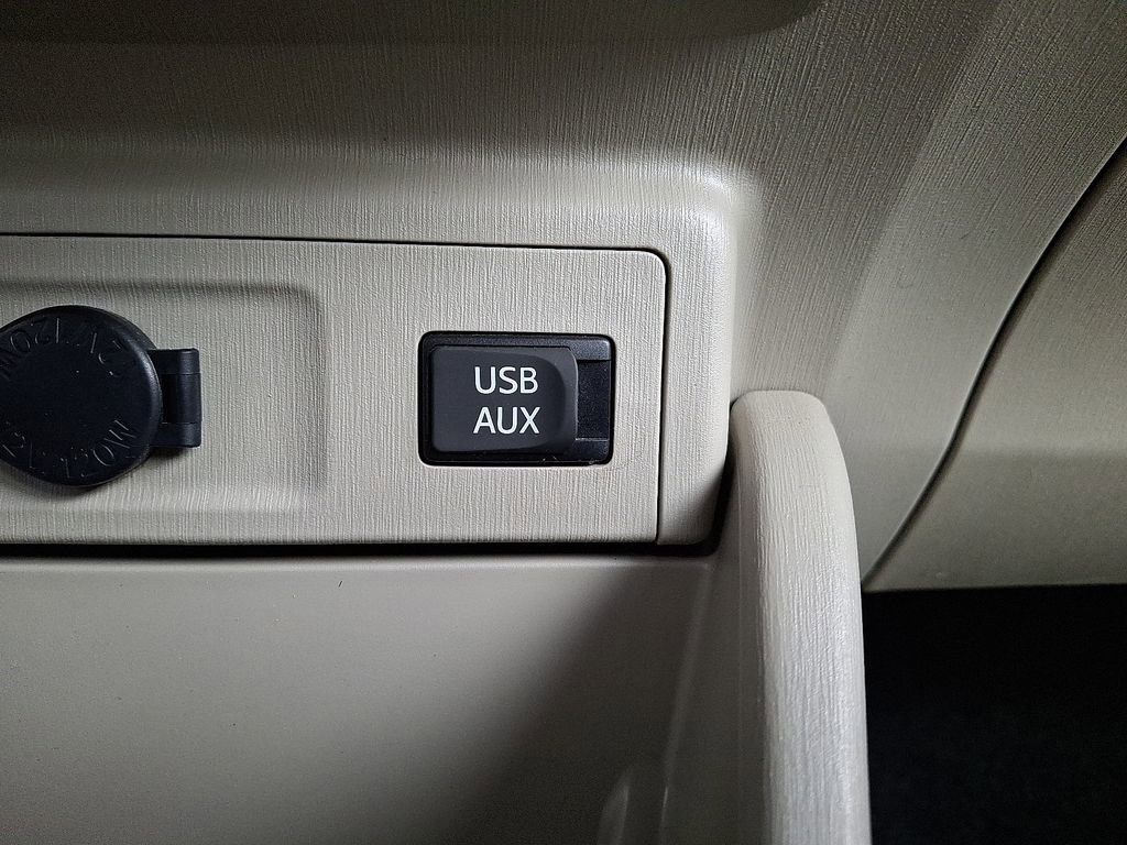 Used 2014 Toyota Prius V Two image 23