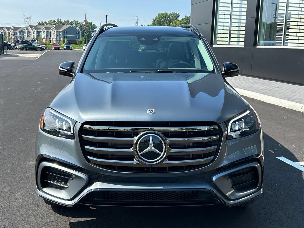 New 2026 Mercedes-Benz GLS 450 4MATIC image 3