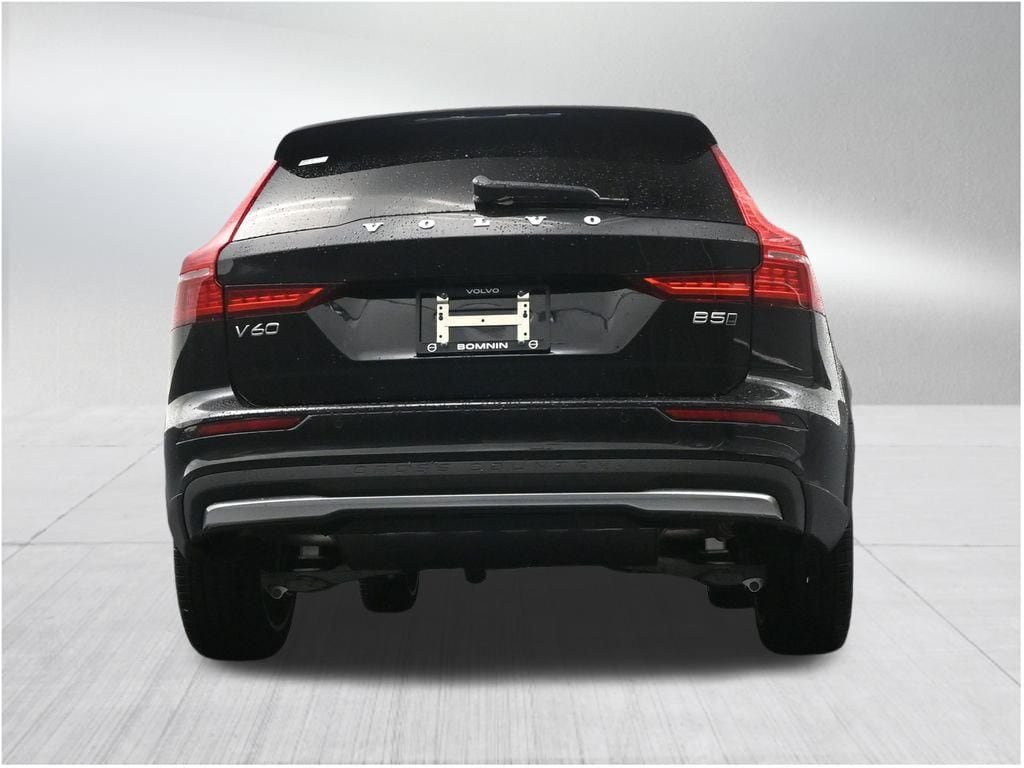 New 2026 Volvo V60 B5 Cross Country Plus AWD/4WD image 24