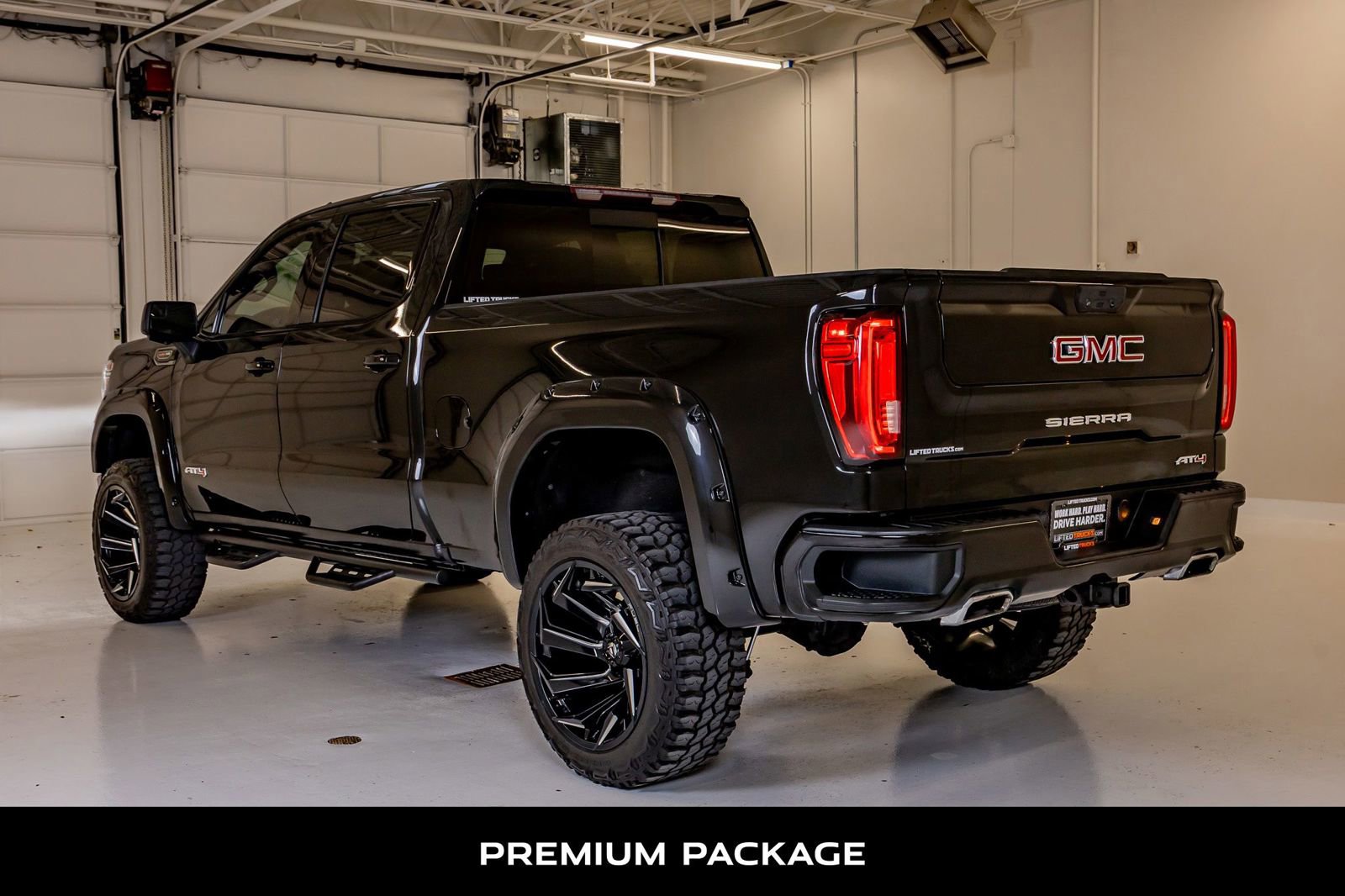 Used 2021 GMC Sierra 1500 AT4 w/ AT4 Preferred Package AWD/4WD image 6