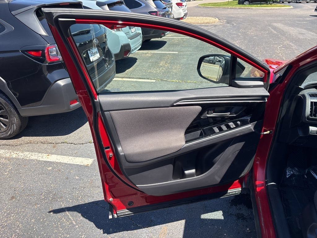 Certified 2023 Subaru Solterra AWD image 18