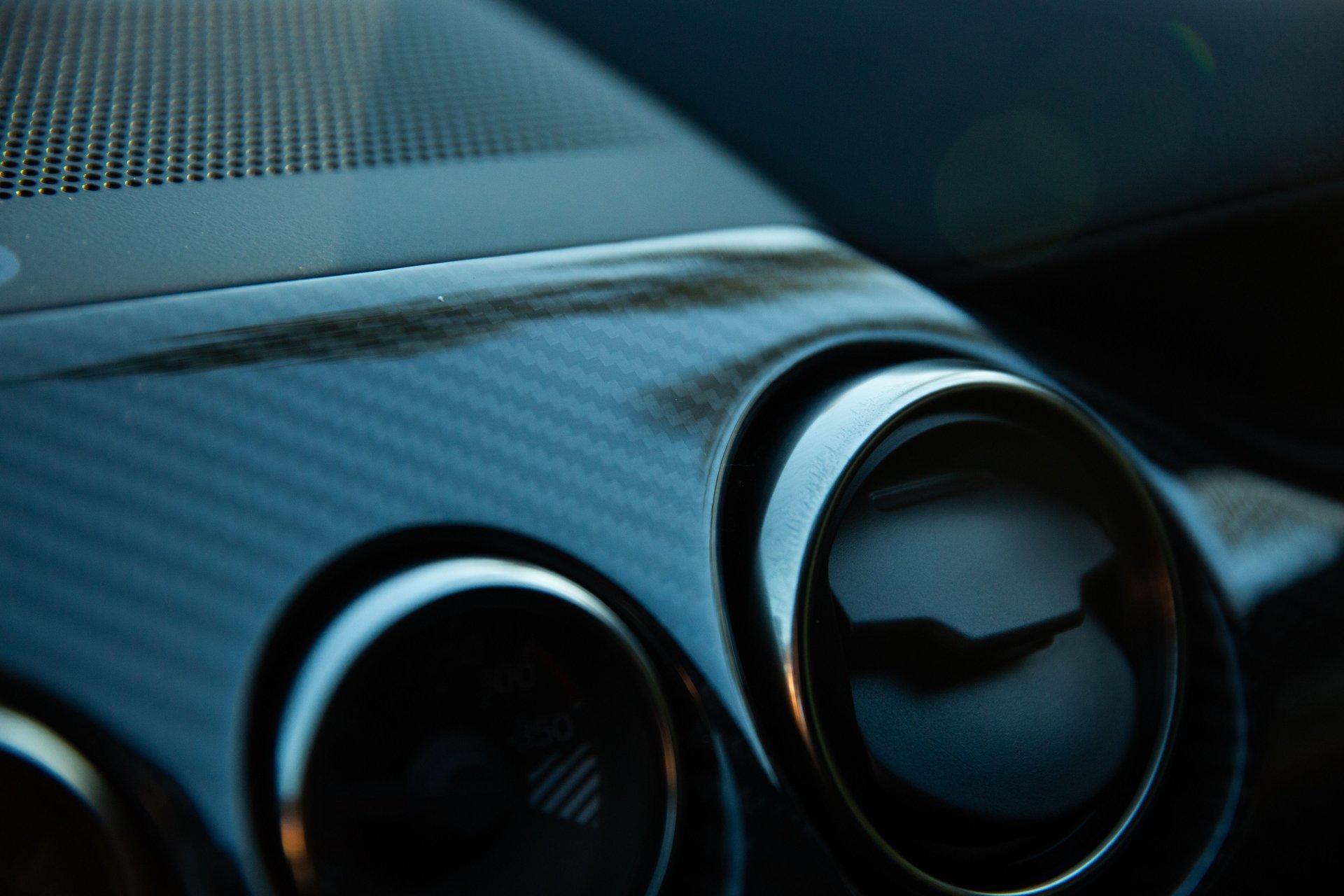 Used 2019 Ford Mustang Shelby GT350 w/ Technology Package image 32