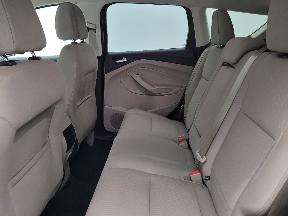 Used 2017 Ford Escape SE FWD image 18
