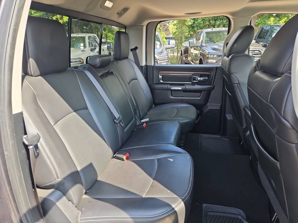 Used 2016 RAM 1500 Laramie w/ Convenience Group AWD/4WD image 15