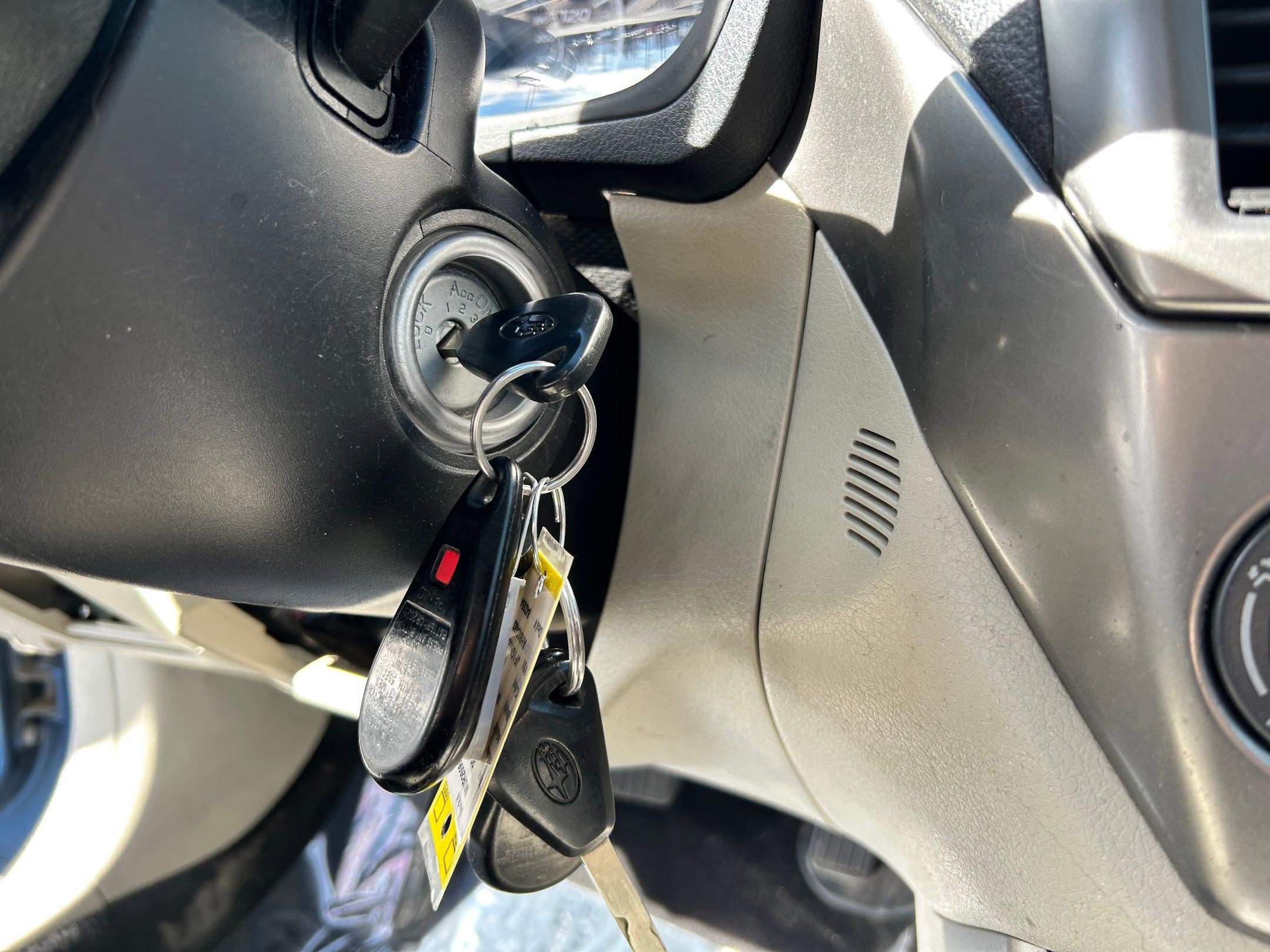 Used 2010 Subaru Impreza 2.5i Premium image 18