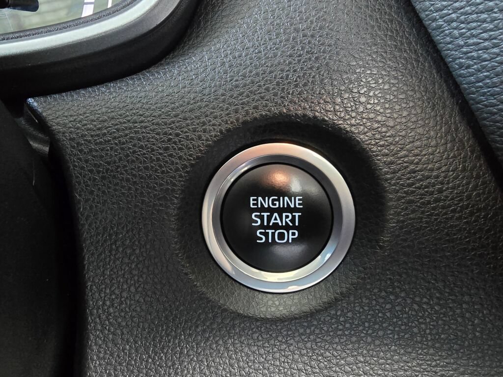 Used 2024 Toyota Corolla XSE FWD image 30