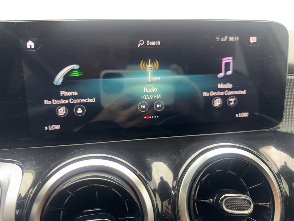 Used 2022 Mercedes-Benz GLB 250 w/ Premium Package Lite image 60