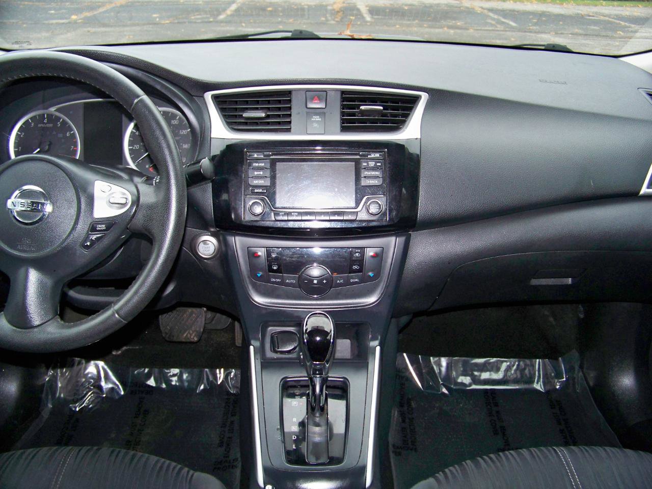 Used 2018 Nissan Sentra SV image 40