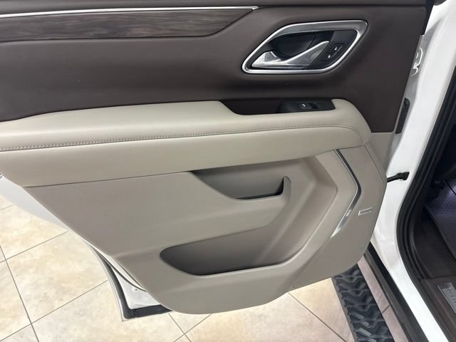 Used 2021 Chevrolet Tahoe Z71 w/ Max Trailering Package AWD/4WD image 18