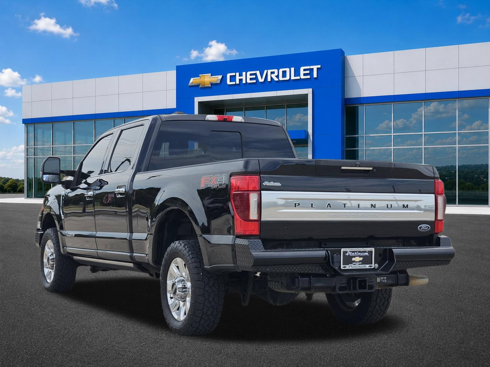 Used 2021 Ford F250 Platinum AWD/4WD image 4