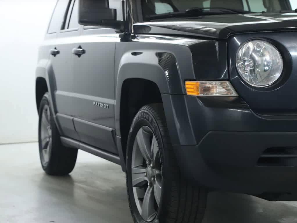 Used 2014 Jeep Patriot High Altitude FWD image 8