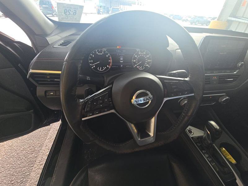 Used 2020 Nissan Altima 2.5 SR FWD image 8