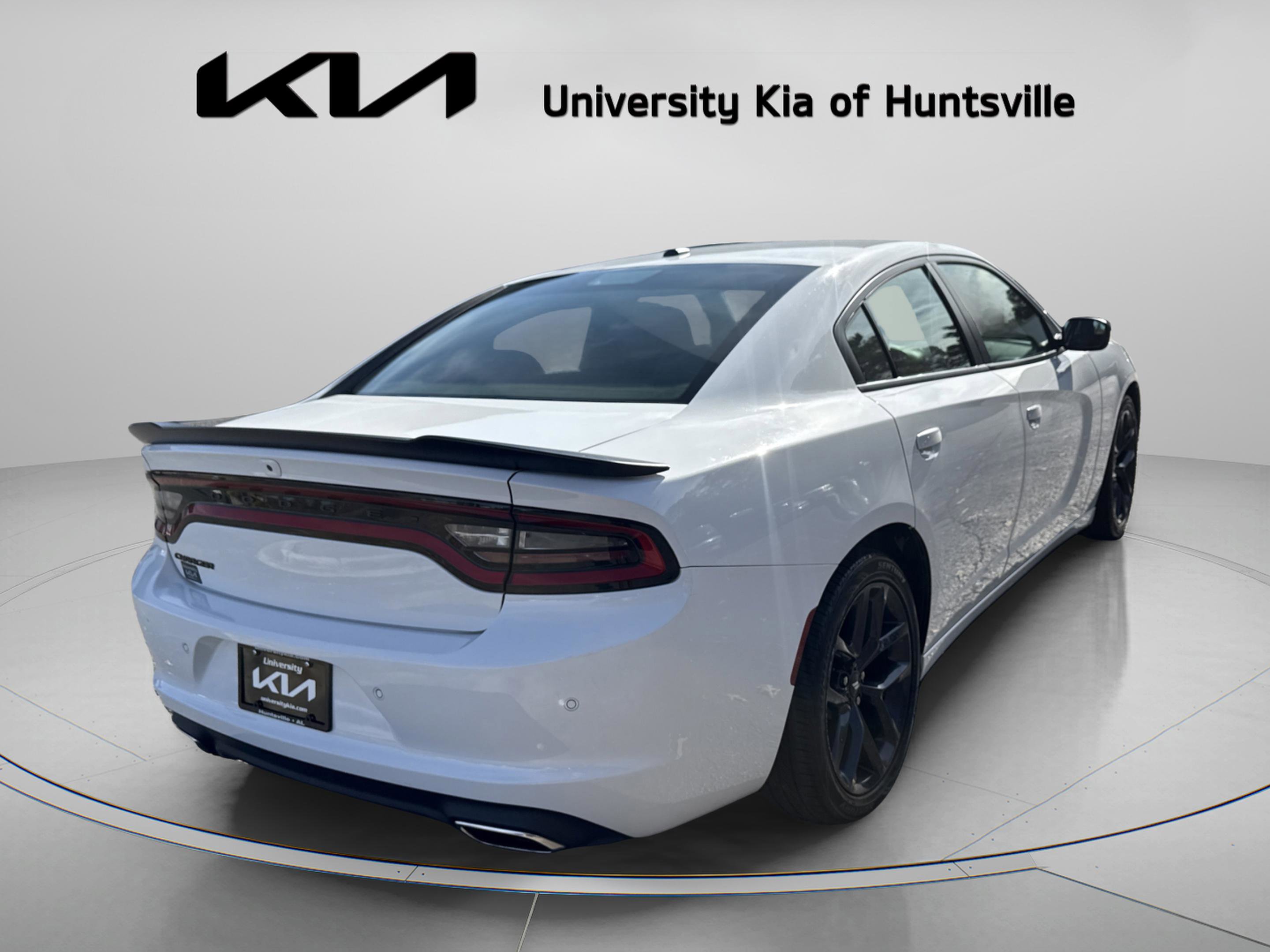 Used 2022 Dodge Charger SXT w/ Blacktop Package image 7