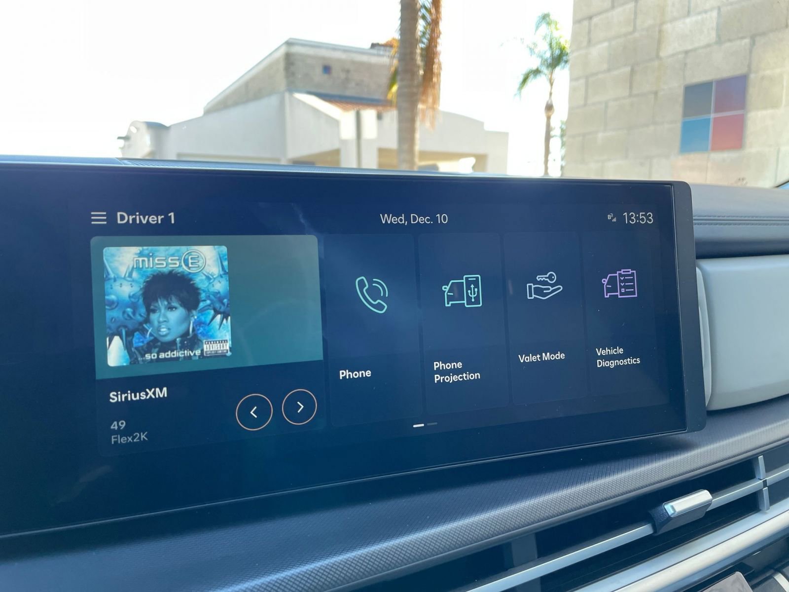 Used 2025 Hyundai Santa Fe SEL image 21