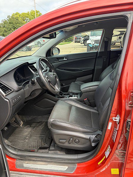 Used 2016 Hyundai Tucson Limited AWD/4WD image 12