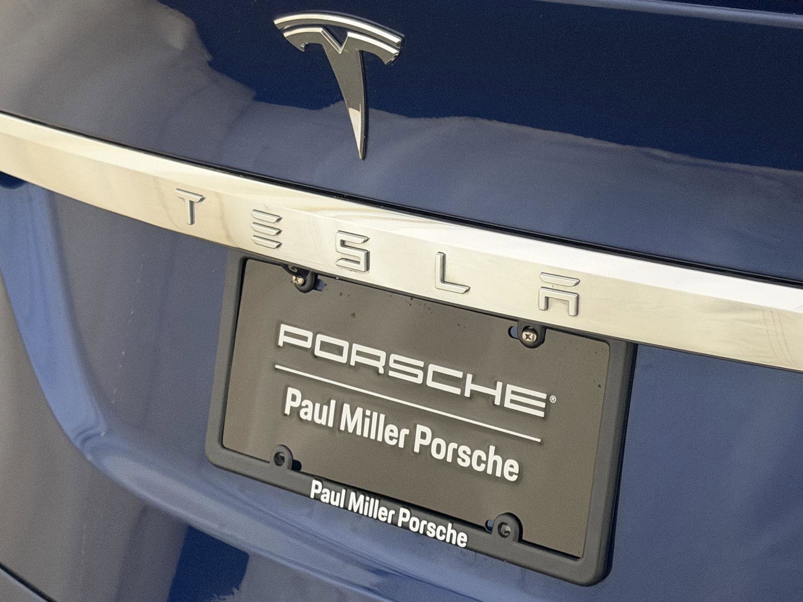 Used 2020 Tesla Model X Long Range image 25