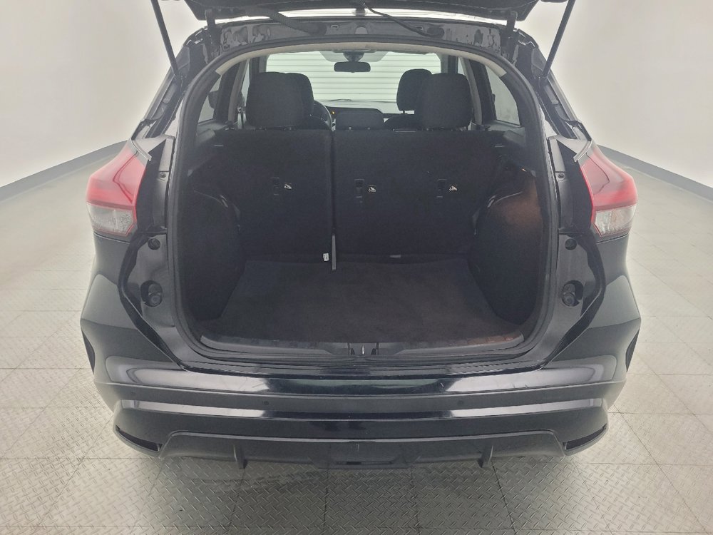 Used 2022 Nissan Kicks SV image 29