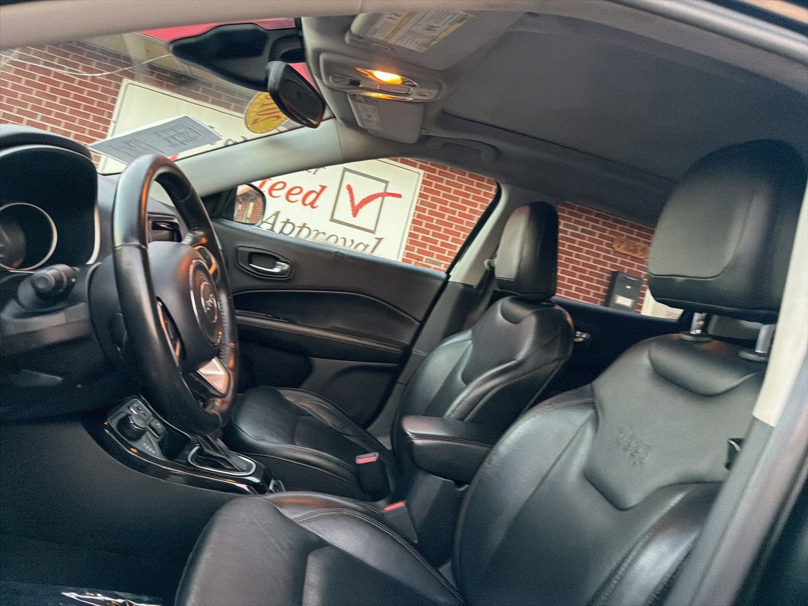 Used 2018 Jeep Compass Limited w/ Navigation Group image 13