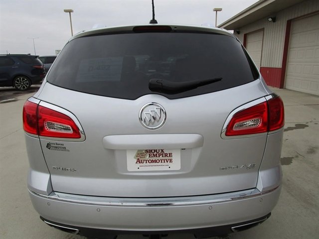 Used 2017 Buick Enclave Premium w/ Trailering Package image 8