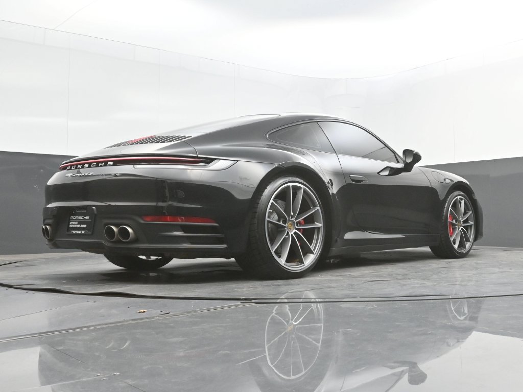 Certified 2020 Porsche 911 Carrera 4S AWD/4WD image 34