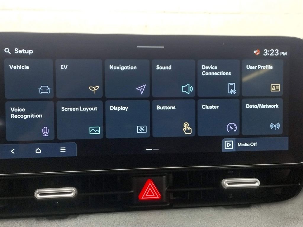 Used 2025 Hyundai Ioniq 5 SE image 33