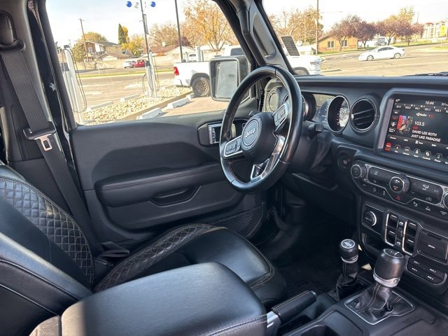 Used 2022 Jeep Gladiator Overland image 11