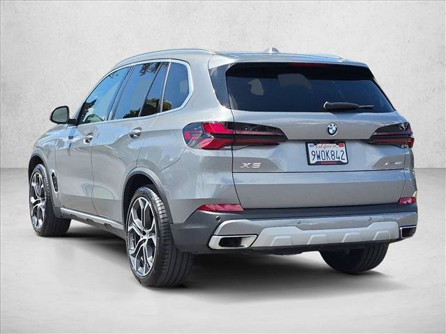Used 2026 BMW X5 xDrive40i AWD/4WD image 7